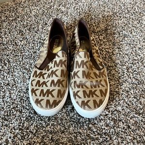 Michael Kors size 8 Womens